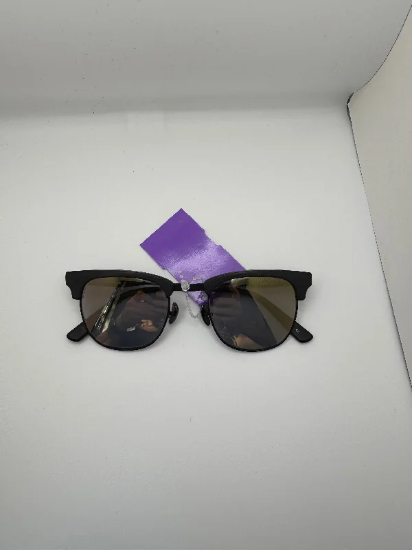 Sunglasses By Cmb