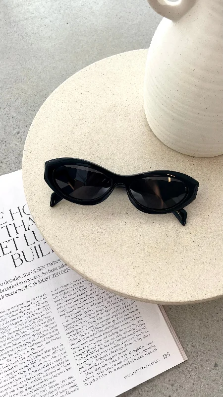 The Selita Sunglasses - Black Jet